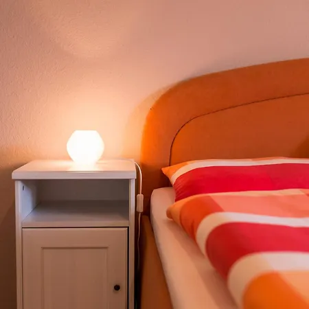 Knopf Apartment