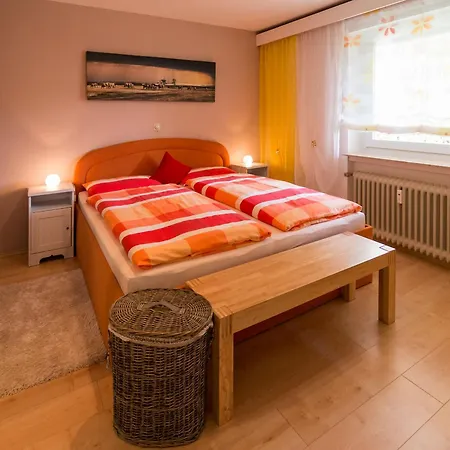 Apartment Knopf