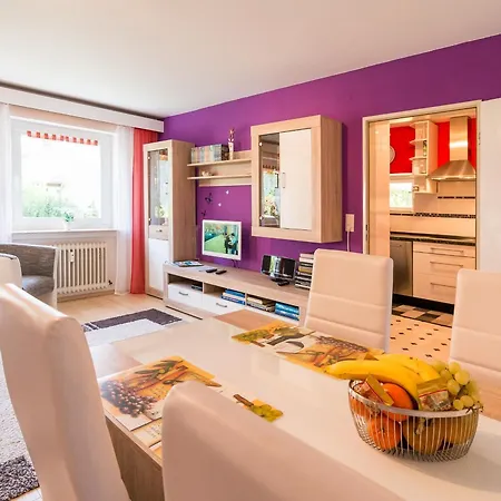 Knopf Apartment *